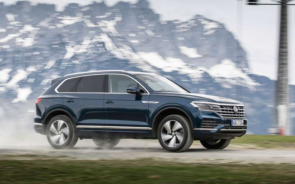 Внедорожник Volkswagen Touareg 2019 года