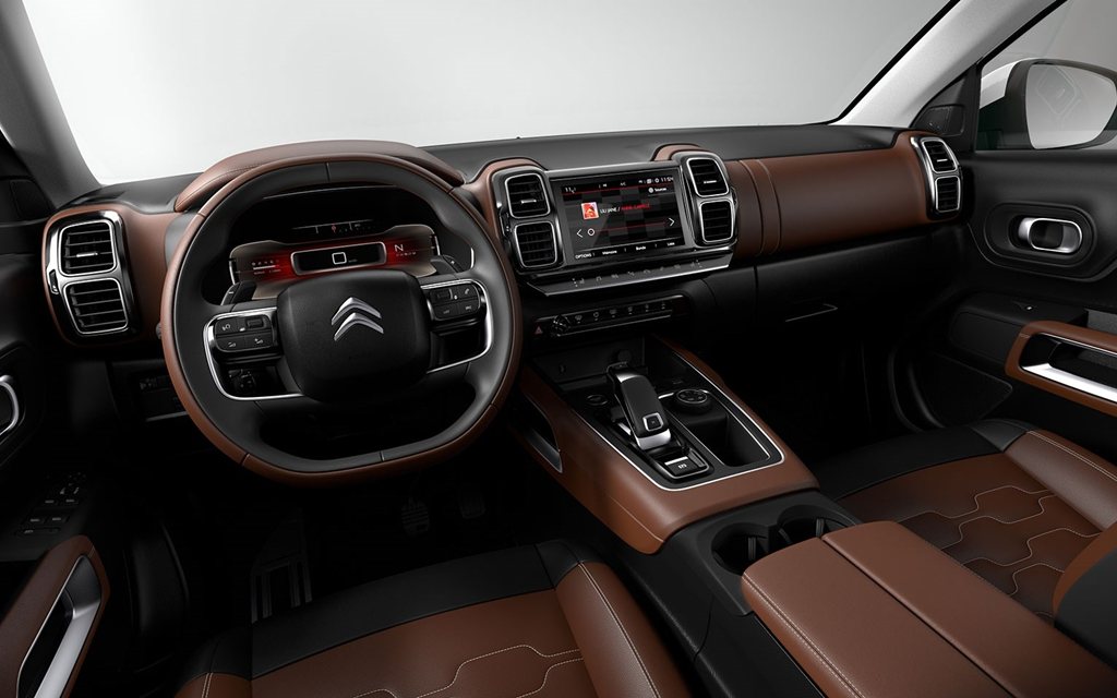 Салон нового Citroen C5 Aircross 2018-2019