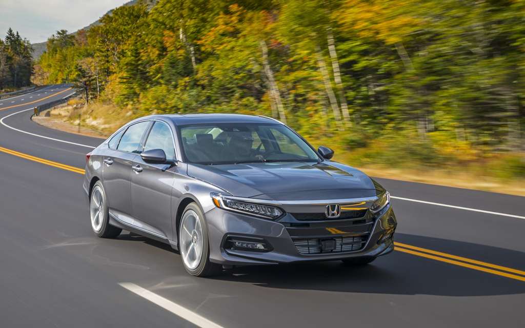 Седан Honda Accord 2018-2019