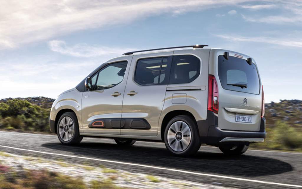 Citroen Berlingo 2019. Вид сзади