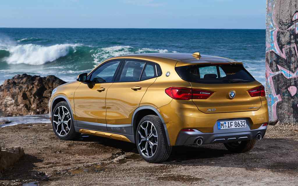 BMW X2 2019. Вид сзади