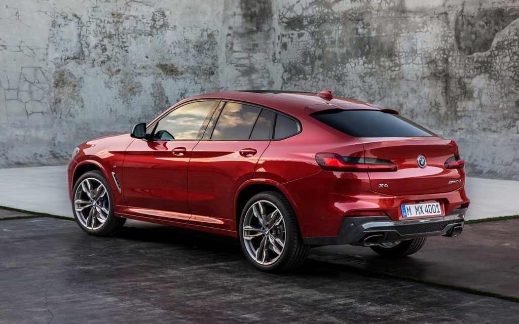 BMW X4 2019. Вид сбоку