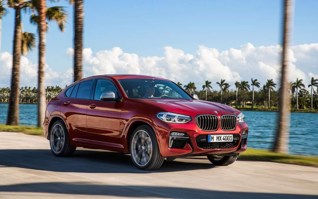 Кроссовер BMW X4 2019 года