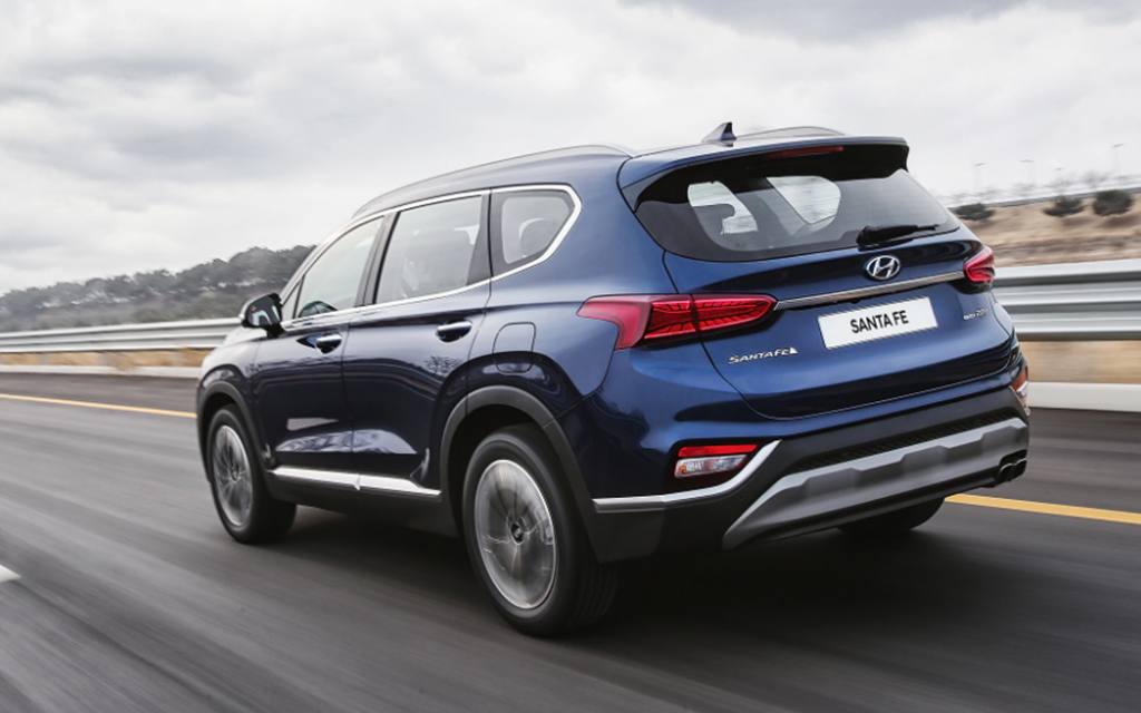 Hyundai Santa Fe 2019. Вид сзади