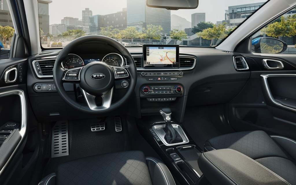 Салон нового Kia Ceed